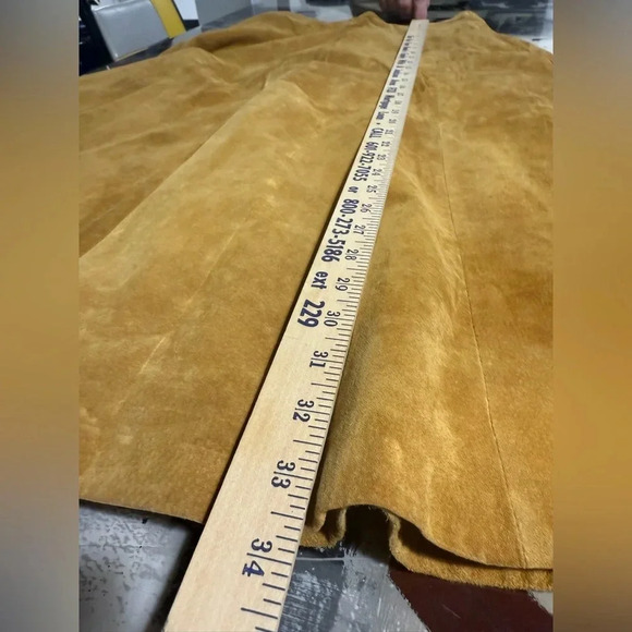 Vintage Leather Midi Skirt with A-Line Silhouette - Picture 7 of 9